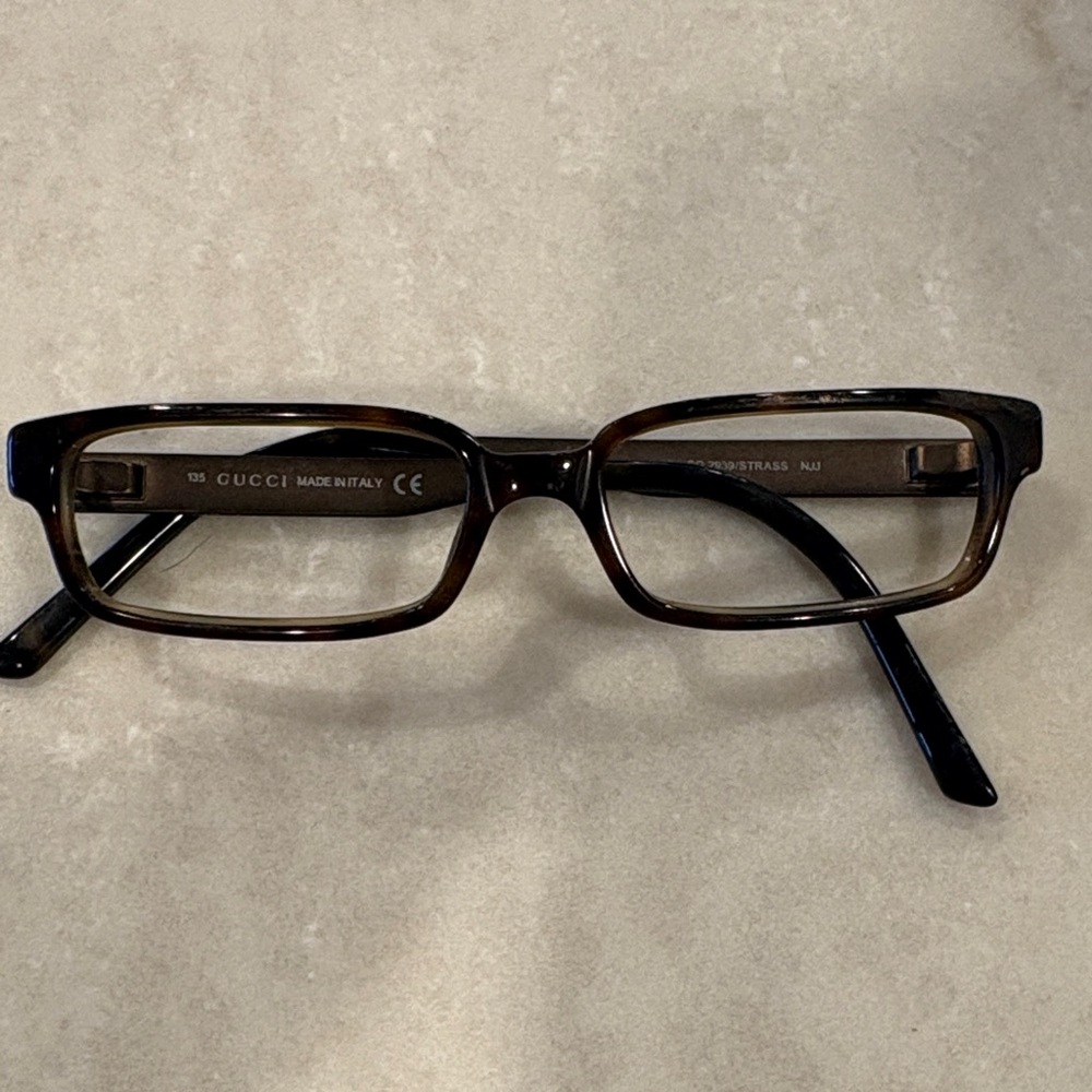 Gucci Tortoiseshell Rectangular Eyewear - image 1